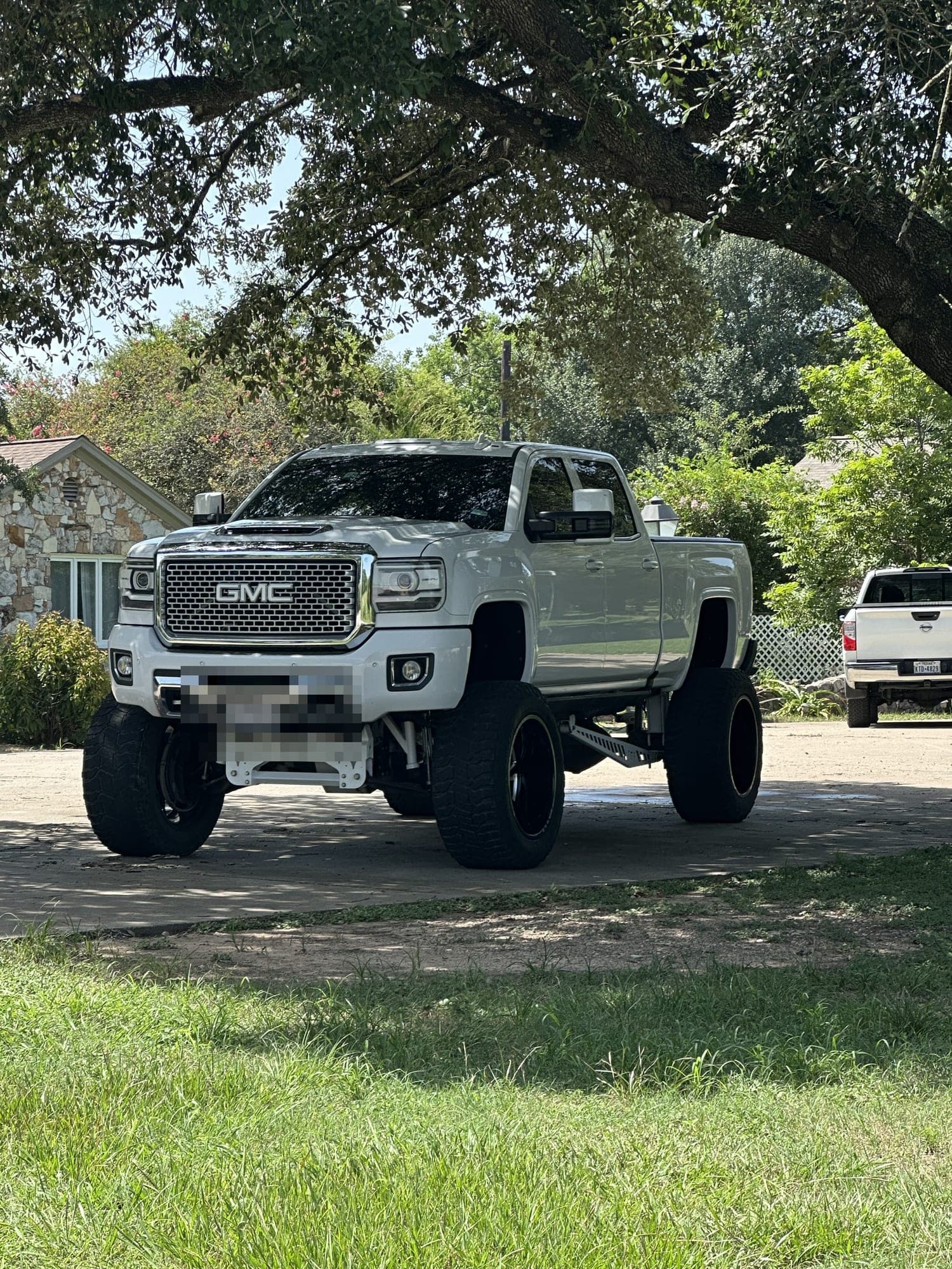 Full detail on a Lifted GMC Sierra Denali HD in Brookshire TX | Fresh Path Mobile Detailing